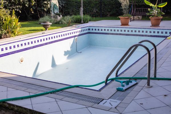 Swimming Pool Closing